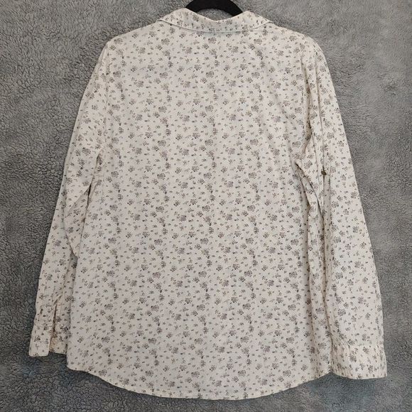 🐸2/$20 100% Cotton Button Down Blouse - Picture 8 of 8